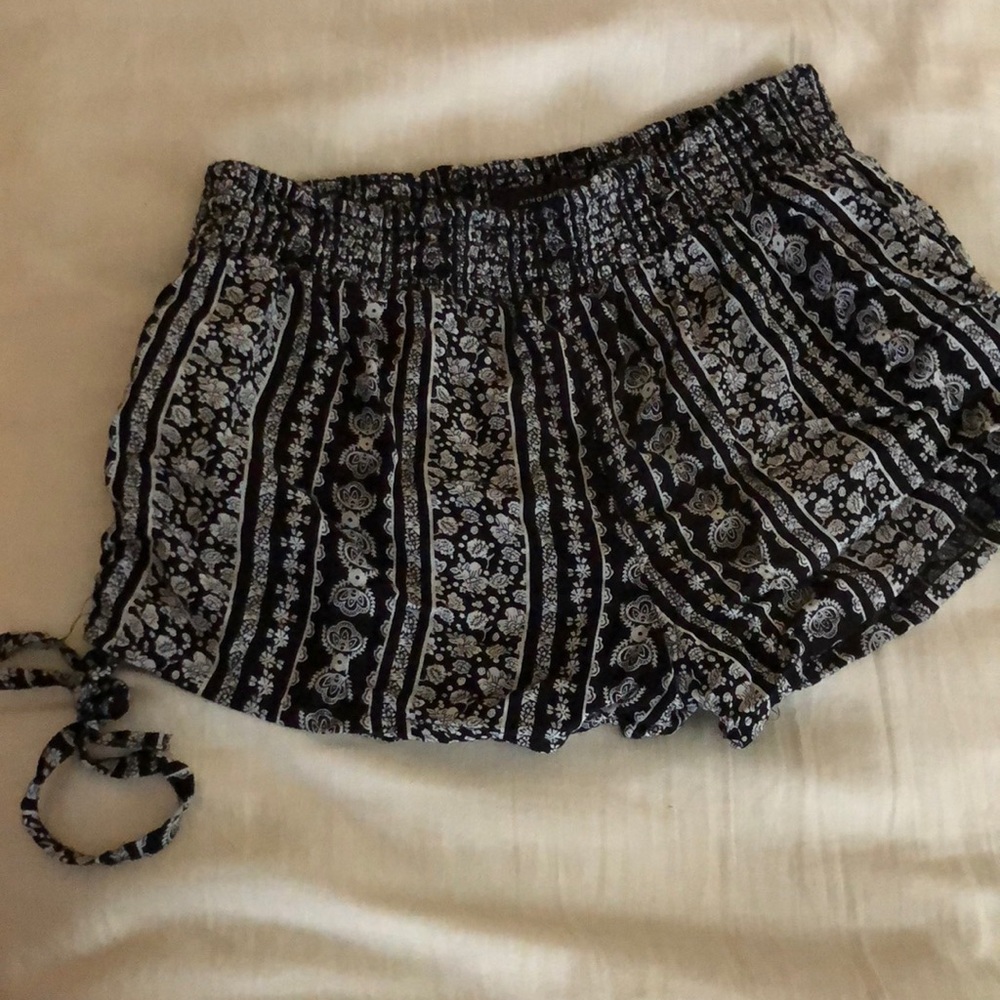 Soft Shorts Size:6